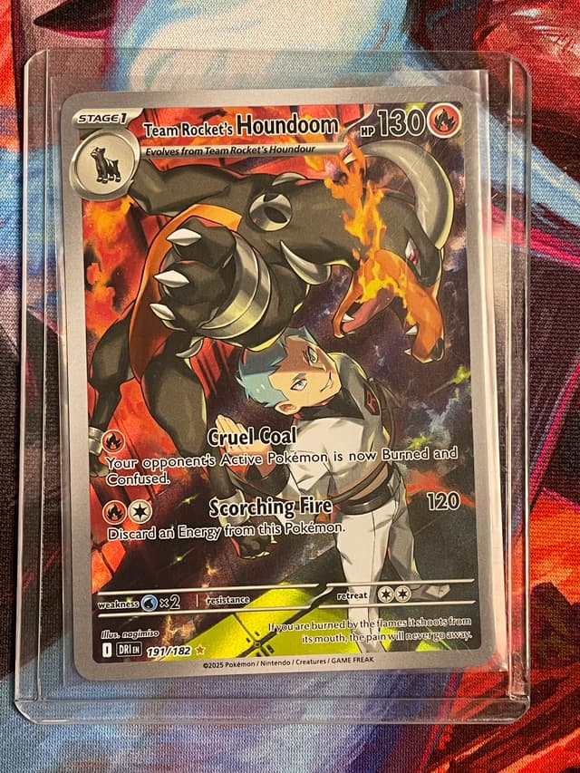 Team Rocket’s Houndoom